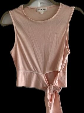 Women’s cropped t shirt
